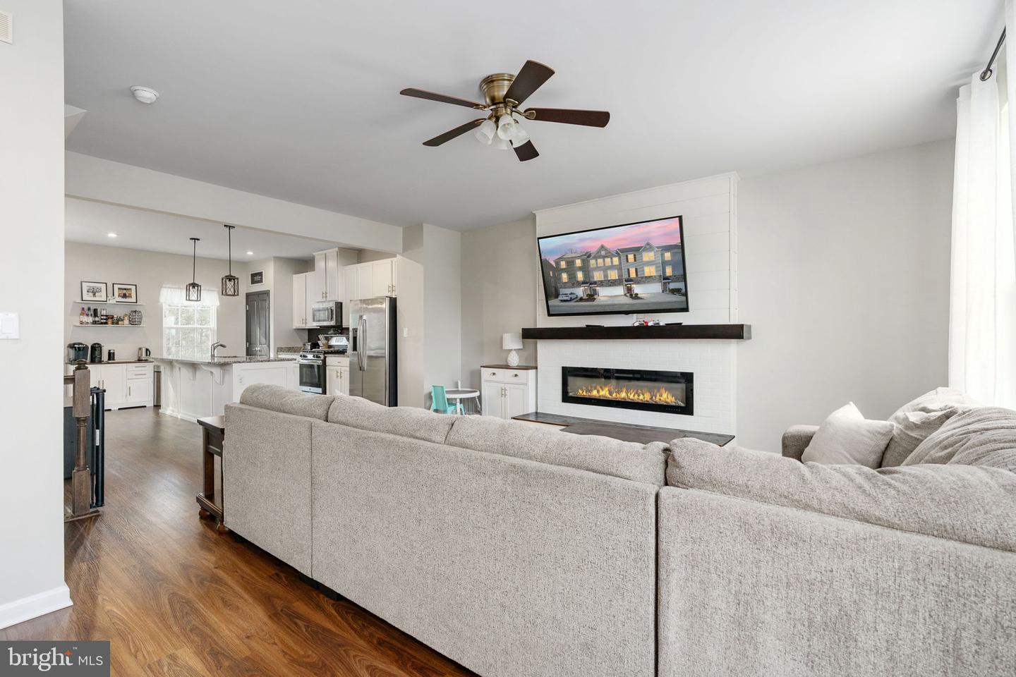 9712 CEDARMASS CIR, FREDERICKSBURG, Virginia 22408, 3 Bedrooms Bedrooms, ,2 BathroomsBathrooms,Residential,For sale,9712 CEDARMASS CIR,VASP2039514 MLS # VASP2039514