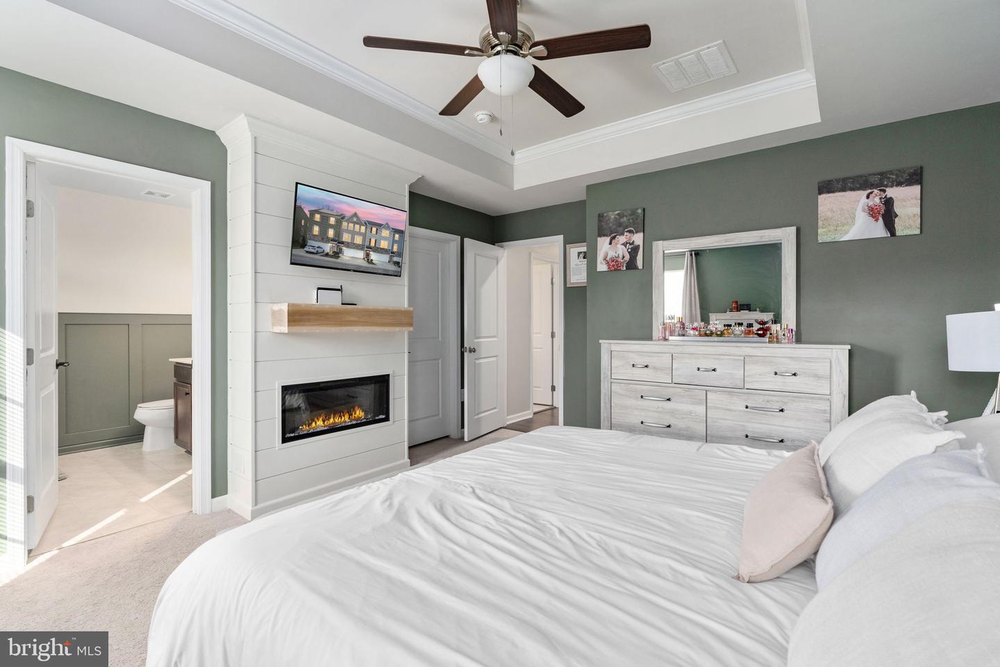 9712 CEDARMASS CIR, FREDERICKSBURG, Virginia 22408, 3 Bedrooms Bedrooms, ,2 BathroomsBathrooms,Residential,For sale,9712 CEDARMASS CIR,VASP2039514 MLS # VASP2039514