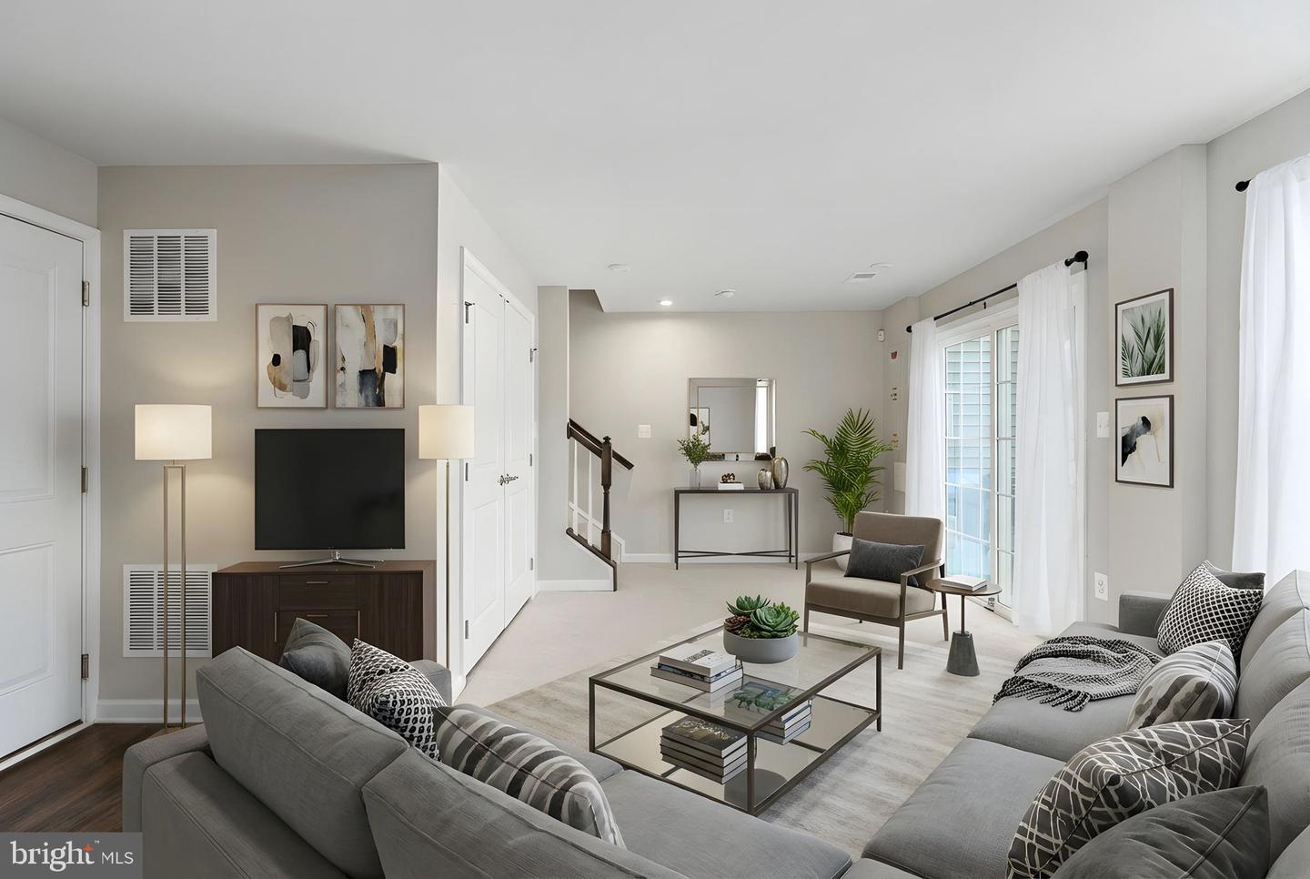 9712 CEDARMASS CIR, FREDERICKSBURG, Virginia 22408, 3 Bedrooms Bedrooms, ,2 BathroomsBathrooms,Residential,For sale,9712 CEDARMASS CIR,VASP2039514 MLS # VASP2039514