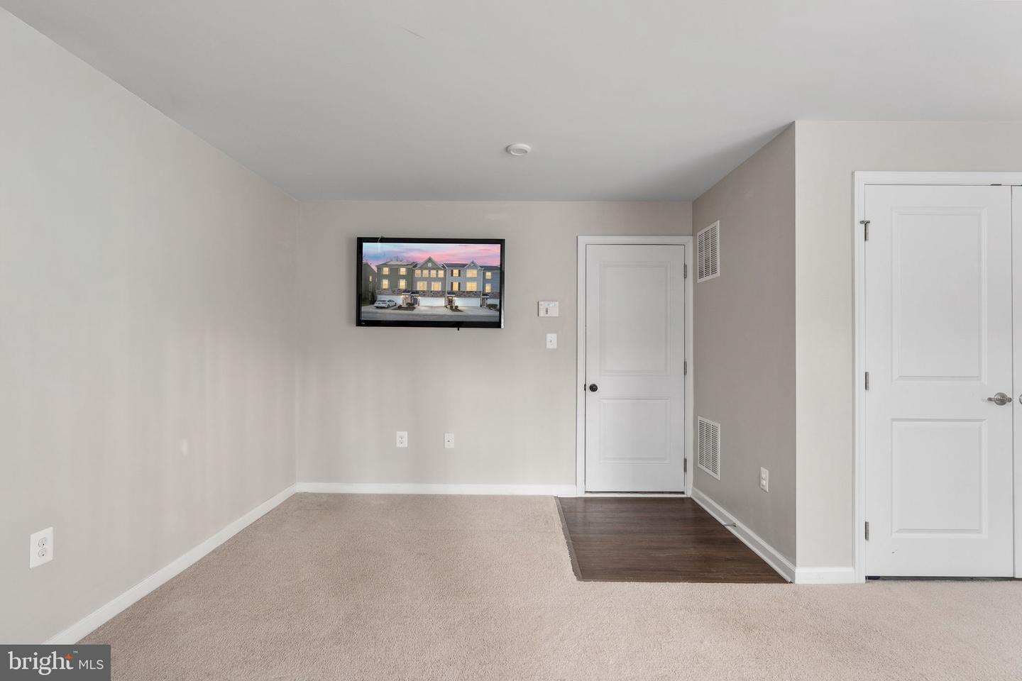 9712 CEDARMASS CIR, FREDERICKSBURG, Virginia 22408, 3 Bedrooms Bedrooms, ,2 BathroomsBathrooms,Residential,For sale,9712 CEDARMASS CIR,VASP2039514 MLS # VASP2039514