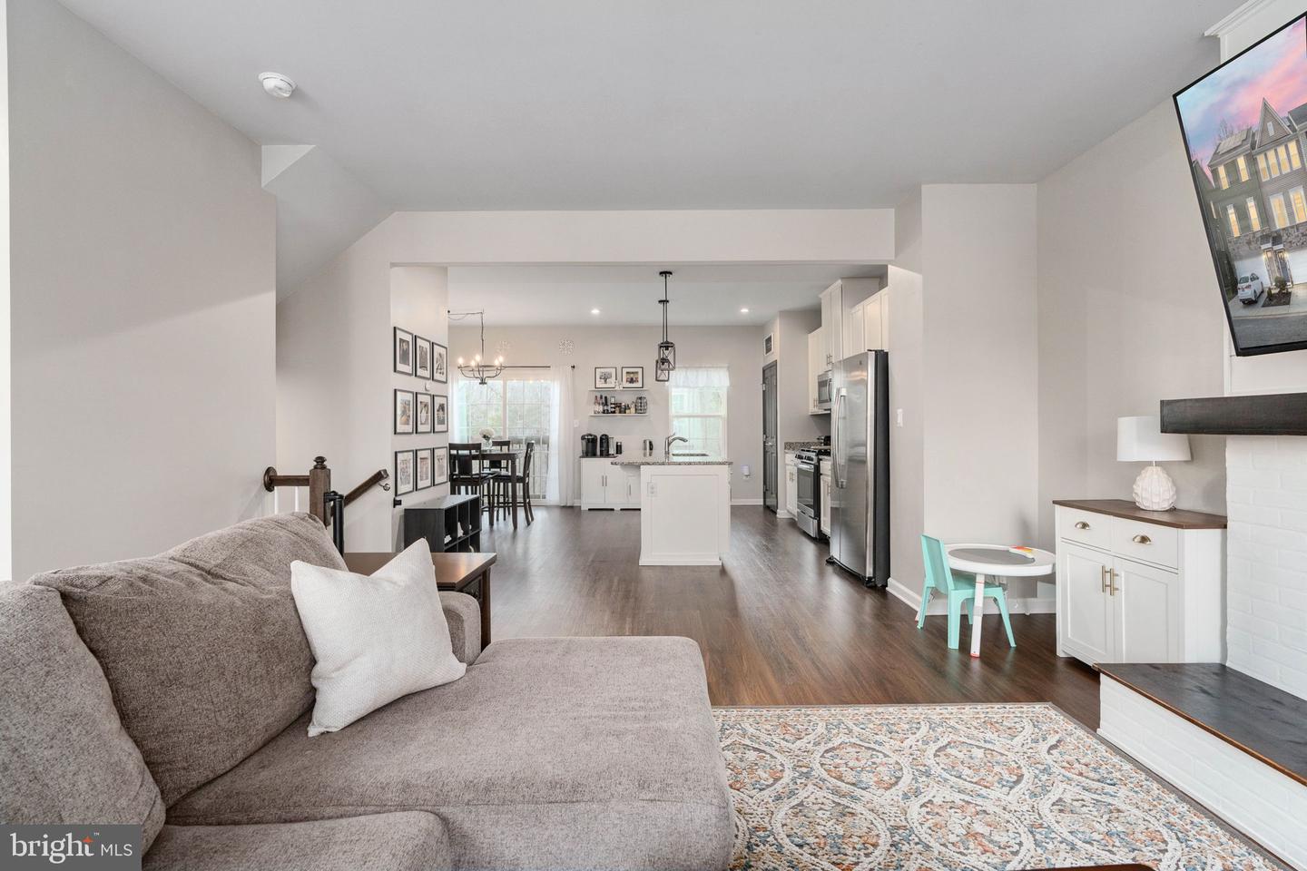 9712 CEDARMASS CIR, FREDERICKSBURG, Virginia 22408, 3 Bedrooms Bedrooms, ,2 BathroomsBathrooms,Residential,For sale,9712 CEDARMASS CIR,VASP2039514 MLS # VASP2039514