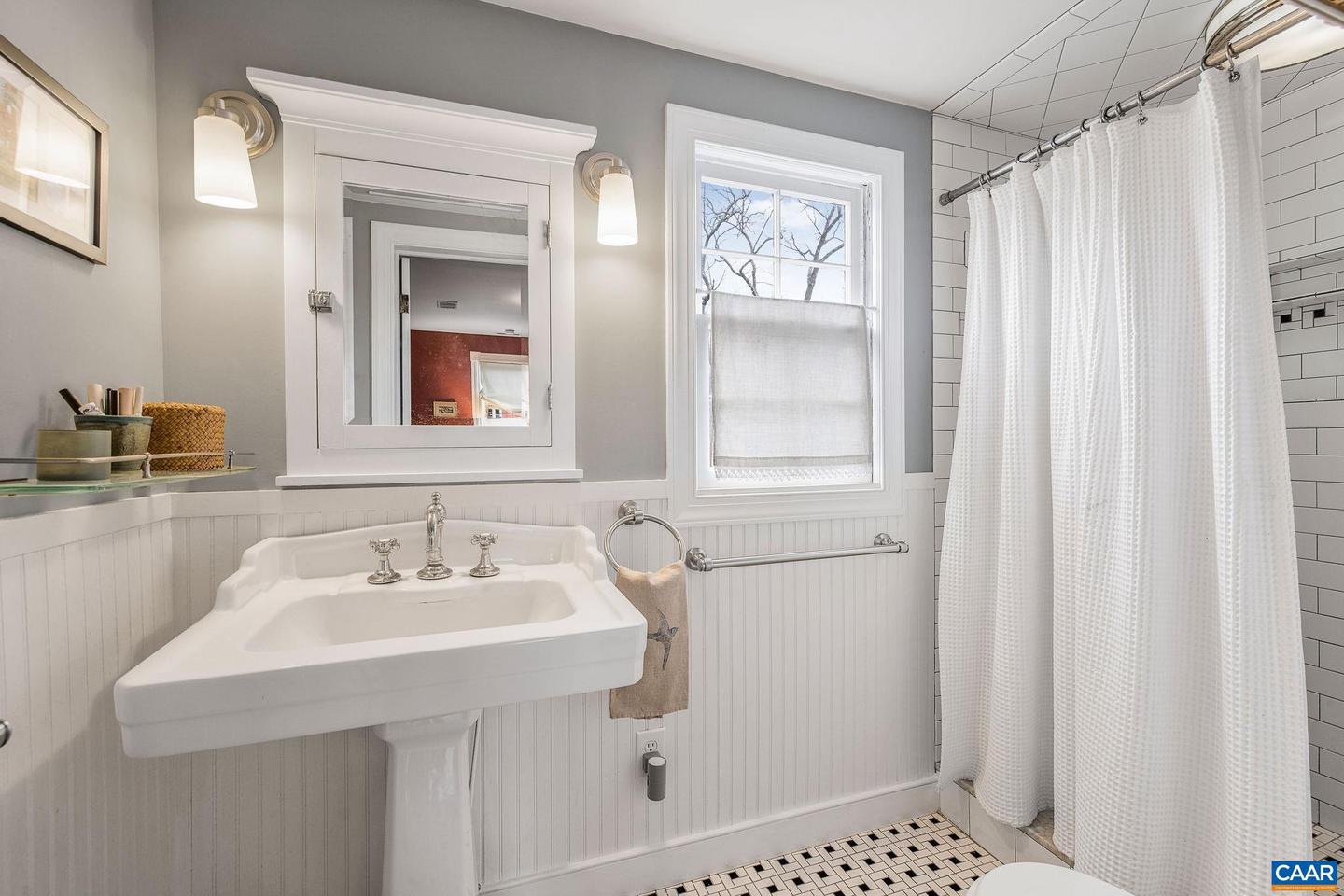 5834 SAINT GEORGE AVE, CROZET, Virginia 22932, 3 Bedrooms Bedrooms, ,3 BathroomsBathrooms,Residential,For sale,5834 SAINT GEORGE AVE,673601 MLS # 673601