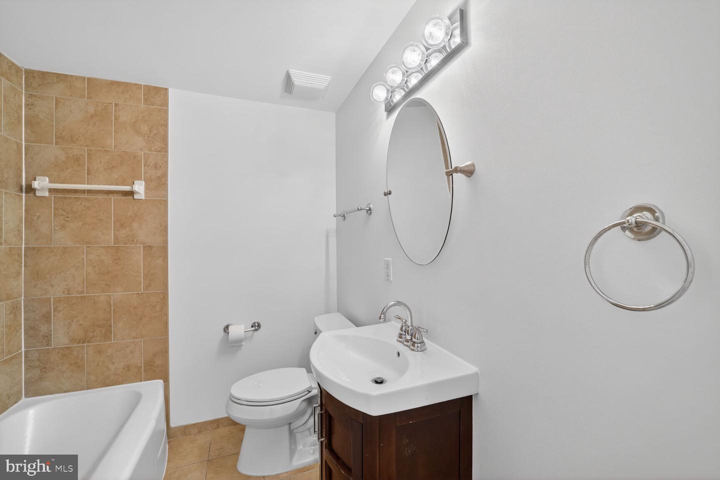 7716 FRANCES DR, ALEXANDRIA, Virginia 22306, 3 Bedrooms Bedrooms, ,2 BathroomsBathrooms,Residential,For sale,7716 FRANCES DR,VAFX2292508 MLS # VAFX2292508