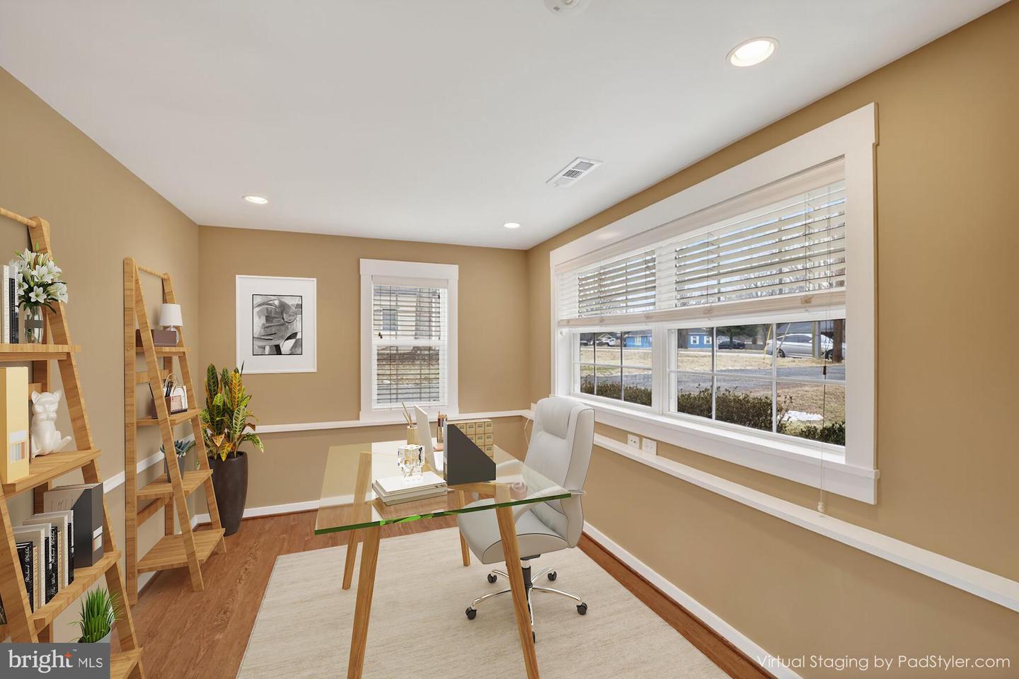 7716 FRANCES DR, ALEXANDRIA, Virginia 22306, 3 Bedrooms Bedrooms, ,2 BathroomsBathrooms,Residential,For sale,7716 FRANCES DR,VAFX2292508 MLS # VAFX2292508