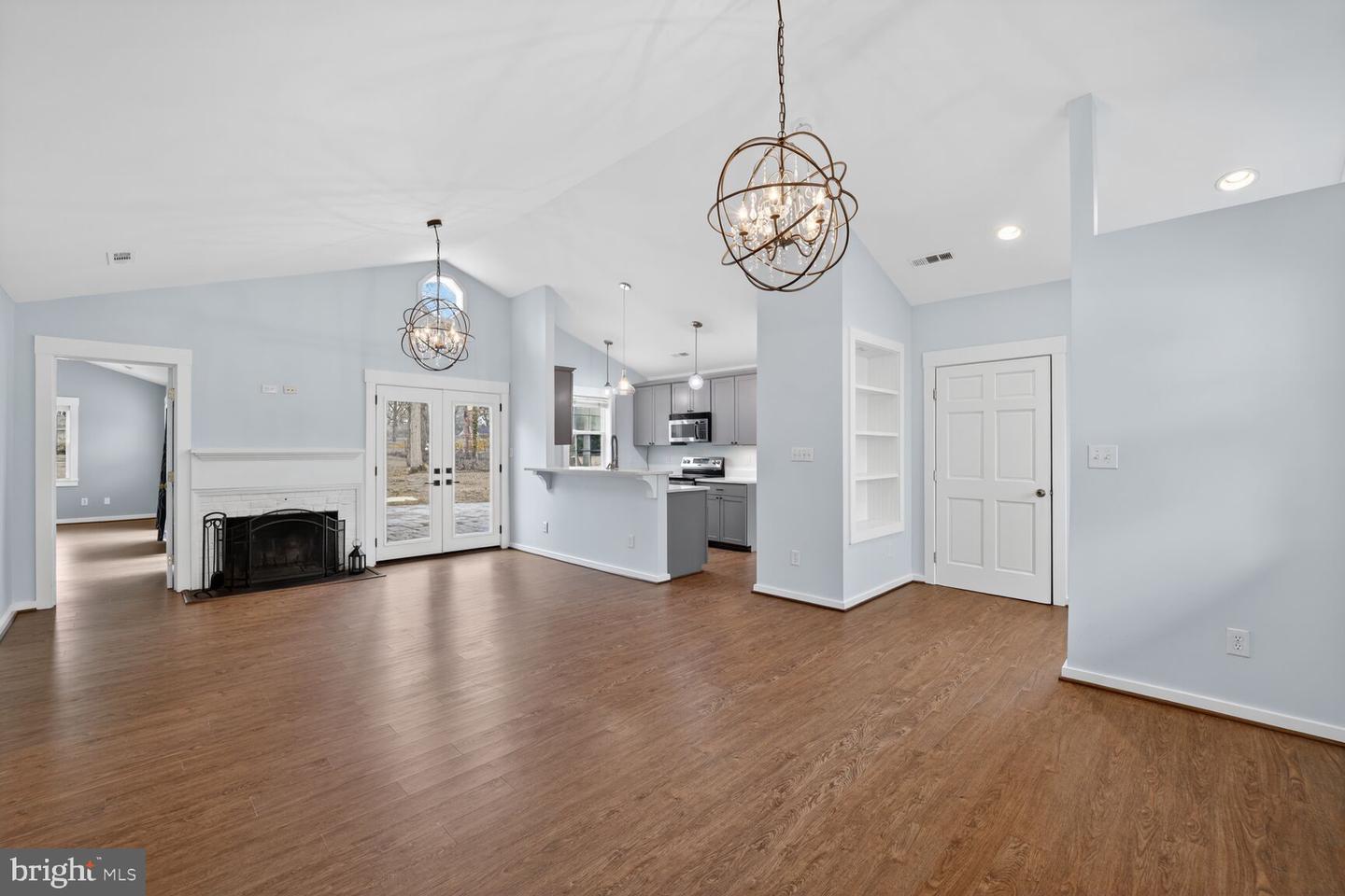 7716 FRANCES DR, ALEXANDRIA, Virginia 22306, 3 Bedrooms Bedrooms, ,2 BathroomsBathrooms,Residential,For sale,7716 FRANCES DR,VAFX2292508 MLS # VAFX2292508