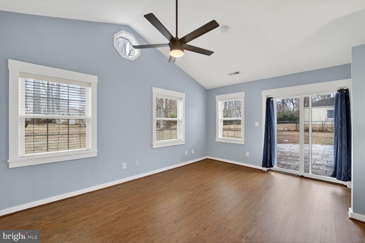 7716 FRANCES DR, ALEXANDRIA, Virginia 22306, 3 Bedrooms Bedrooms, ,2 BathroomsBathrooms,Residential,For sale,7716 FRANCES DR,VAFX2292508 MLS # VAFX2292508