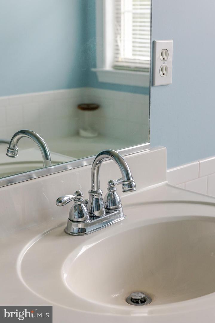 9 WHEELWRIGHT LN, STAFFORD, Virginia 22554, 4 Bedrooms Bedrooms, ,3 BathroomsBathrooms,Residential,For sale,9 WHEELWRIGHT LN,VAST2046414 MLS # VAST2046414