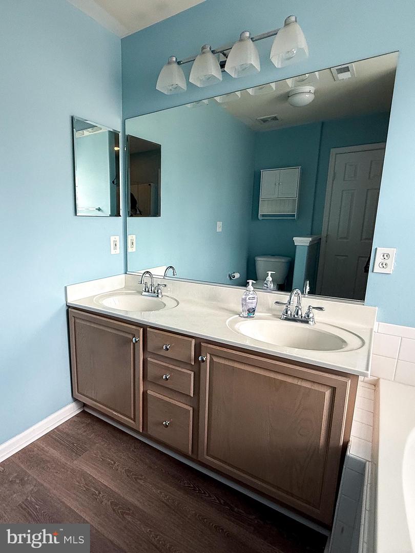 9 WHEELWRIGHT LN, STAFFORD, Virginia 22554, 4 Bedrooms Bedrooms, ,3 BathroomsBathrooms,Residential,For sale,9 WHEELWRIGHT LN,VAST2046414 MLS # VAST2046414