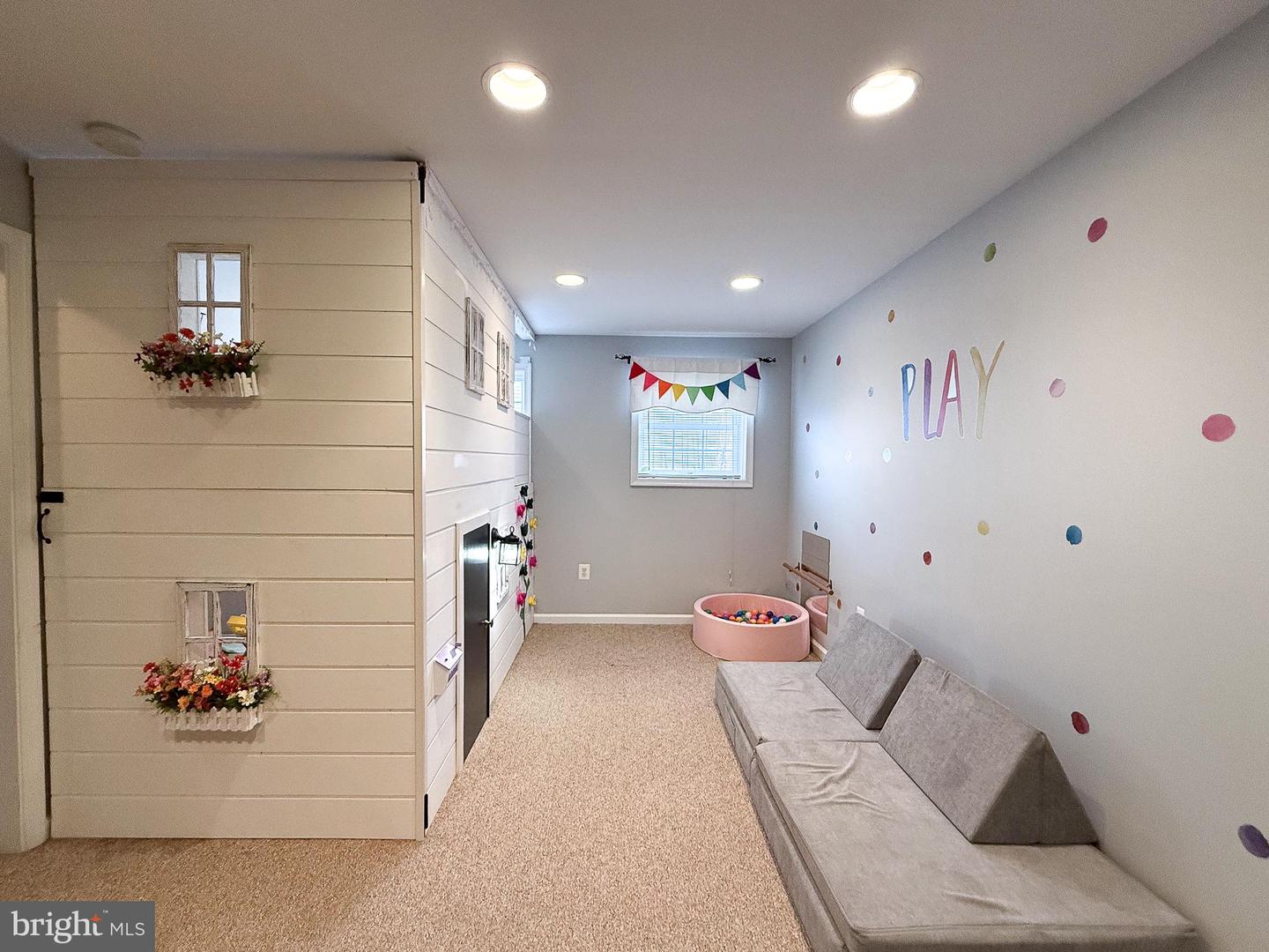 9 WHEELWRIGHT LN, STAFFORD, Virginia 22554, 4 Bedrooms Bedrooms, ,3 BathroomsBathrooms,Residential,For sale,9 WHEELWRIGHT LN,VAST2046414 MLS # VAST2046414