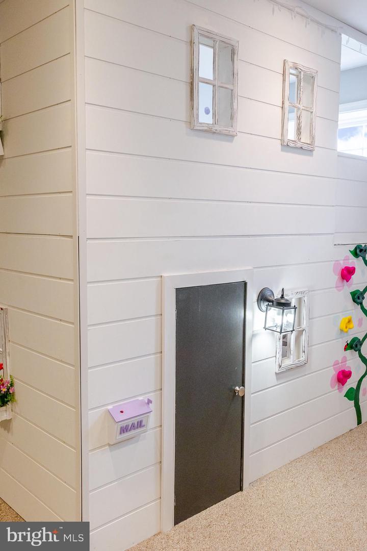 9 WHEELWRIGHT LN, STAFFORD, Virginia 22554, 4 Bedrooms Bedrooms, ,3 BathroomsBathrooms,Residential,For sale,9 WHEELWRIGHT LN,VAST2046414 MLS # VAST2046414