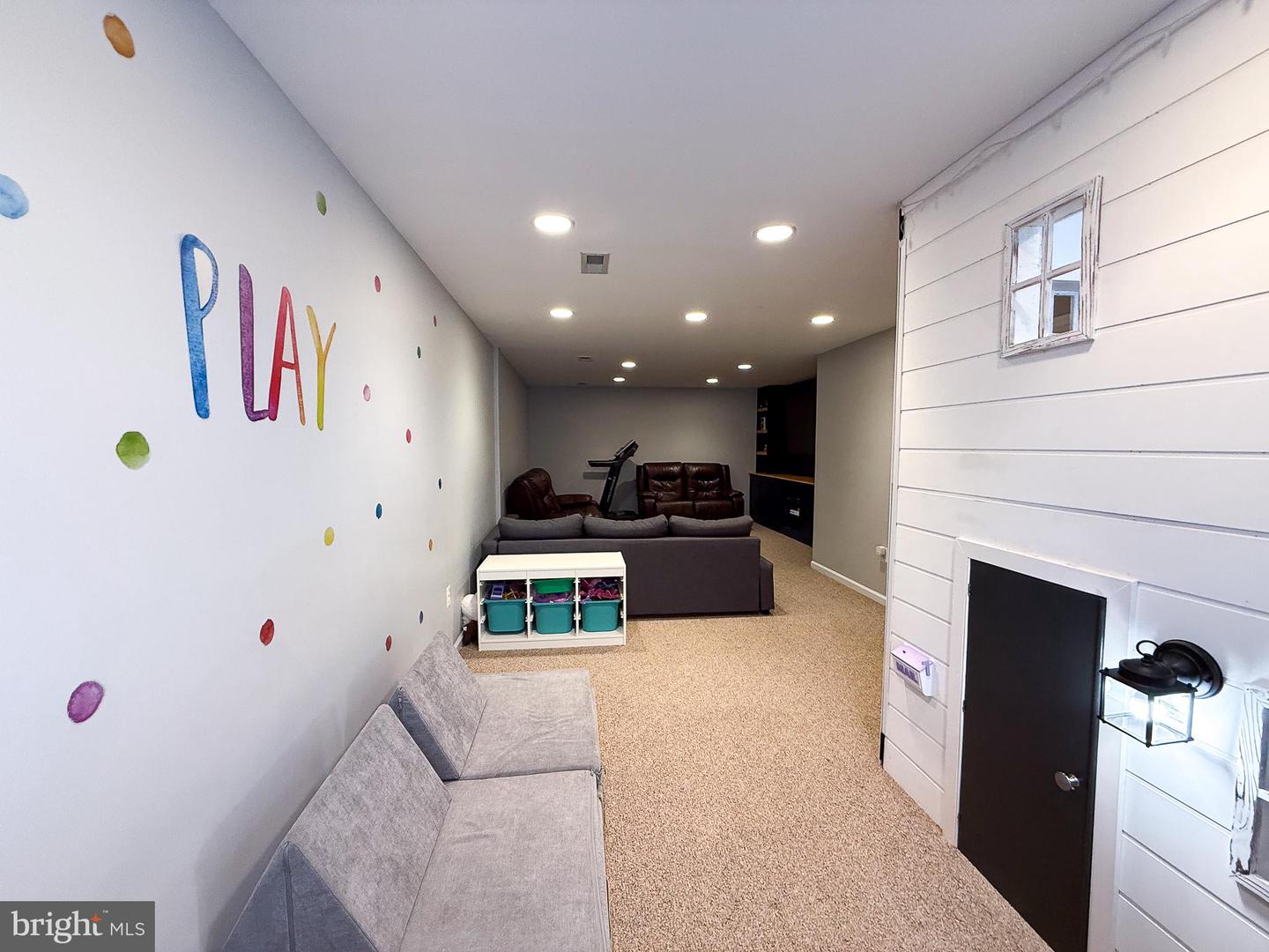 9 WHEELWRIGHT LN, STAFFORD, Virginia 22554, 4 Bedrooms Bedrooms, ,3 BathroomsBathrooms,Residential,For sale,9 WHEELWRIGHT LN,VAST2046414 MLS # VAST2046414