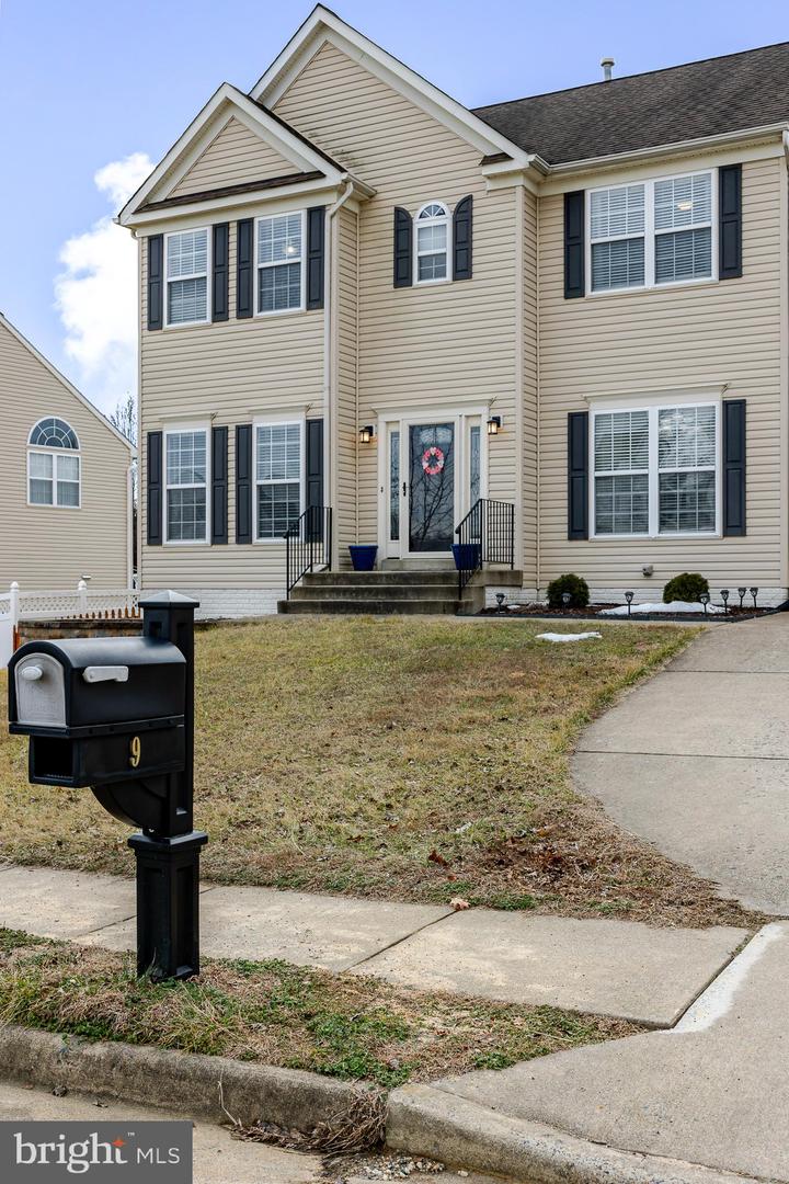 9 WHEELWRIGHT LN, STAFFORD, Virginia 22554, 4 Bedrooms Bedrooms, ,3 BathroomsBathrooms,Residential,For sale,9 WHEELWRIGHT LN,VAST2046414 MLS # VAST2046414