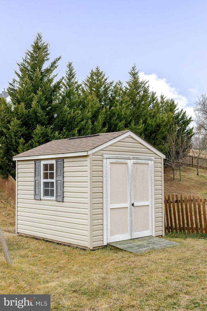 9 WHEELWRIGHT LN, STAFFORD, Virginia 22554, 4 Bedrooms Bedrooms, ,3 BathroomsBathrooms,Residential,For sale,9 WHEELWRIGHT LN,VAST2046414 MLS # VAST2046414