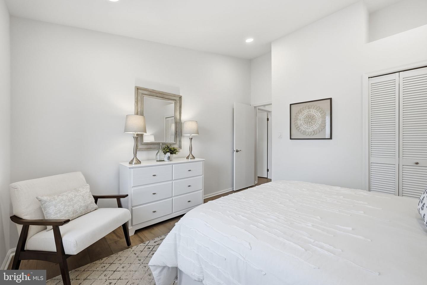 12940-C GRAYS POINTE RD #12940-C, FAIRFAX, Virginia 22033, 2 Bedrooms Bedrooms, ,2 BathroomsBathrooms,Residential,For sale,12940-C GRAYS POINTE RD #12940-C,VAFX2292742 MLS # VAFX2292742