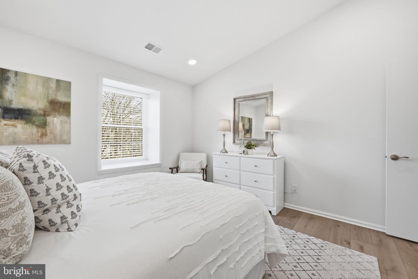 12940-C GRAYS POINTE RD #12940-C, FAIRFAX, Virginia 22033, 2 Bedrooms Bedrooms, ,2 BathroomsBathrooms,Residential,For sale,12940-C GRAYS POINTE RD #12940-C,VAFX2292742 MLS # VAFX2292742