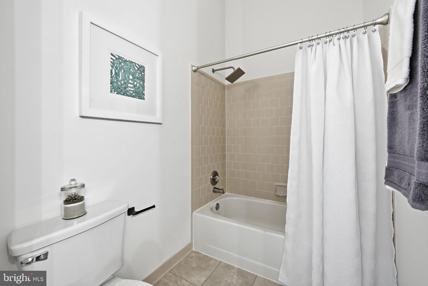 12940-C GRAYS POINTE RD #12940-C, FAIRFAX, Virginia 22033, 2 Bedrooms Bedrooms, ,2 BathroomsBathrooms,Residential,For sale,12940-C GRAYS POINTE RD #12940-C,VAFX2292742 MLS # VAFX2292742