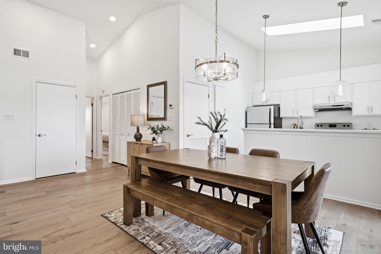 12940-C GRAYS POINTE RD #12940-C, FAIRFAX, Virginia 22033, 2 Bedrooms Bedrooms, ,2 BathroomsBathrooms,Residential,For sale,12940-C GRAYS POINTE RD #12940-C,VAFX2292742 MLS # VAFX2292742