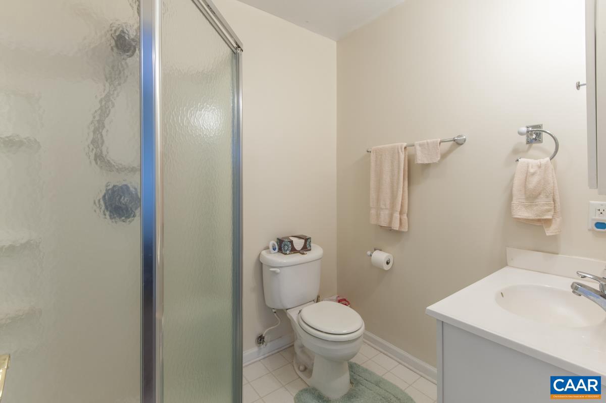 3595 MONTGOMERY LN, CHARLOTTESVILLE, Virginia 22903, 5 Bedrooms Bedrooms, ,3 BathroomsBathrooms,Residential,For sale,3595 MONTGOMERY LN,673665 MLS # 673665