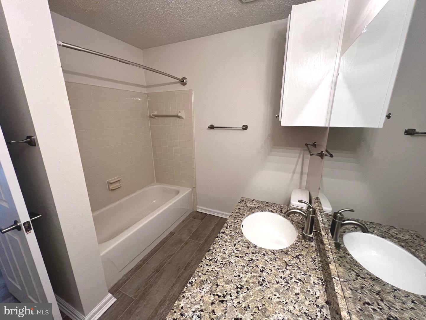 1540 LINCOLN WAY #101B, MCLEAN, Virginia 22102, 1 Bedroom Bedrooms, ,1 BathroomBathrooms,Residential,For sale,1540 LINCOLN WAY #101B,VAFX2292800 MLS # VAFX2292800