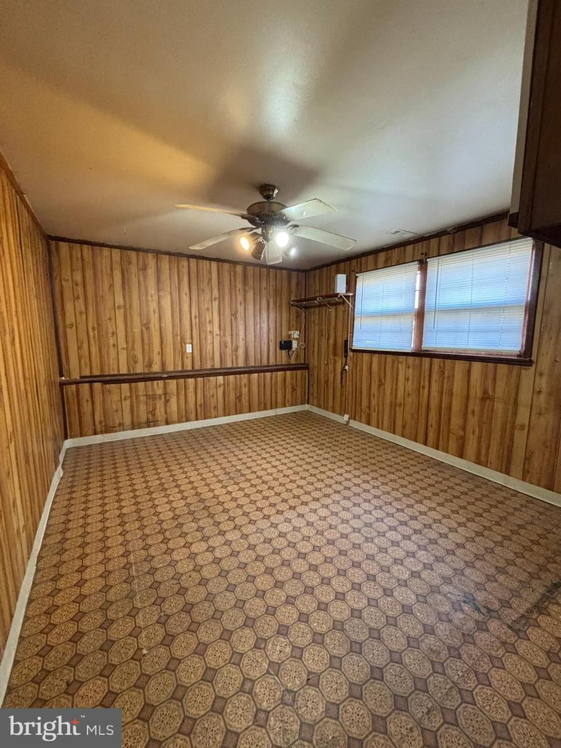 6001 MASSAPONAX DR, FREDERICKSBURG, Virginia 22407, 5 Bedrooms Bedrooms, ,2 BathroomsBathrooms,Residential,For sale,6001 MASSAPONAX DR,VASP2039568 MLS # VASP2039568