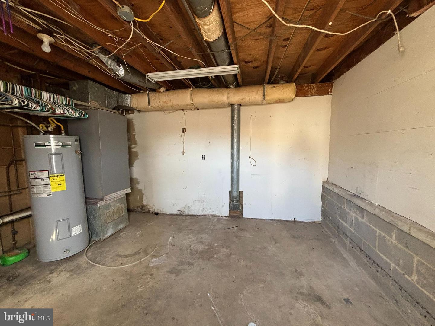 6001 MASSAPONAX DR, FREDERICKSBURG, Virginia 22407, 5 Bedrooms Bedrooms, ,2 BathroomsBathrooms,Residential,For sale,6001 MASSAPONAX DR,VASP2039568 MLS # VASP2039568