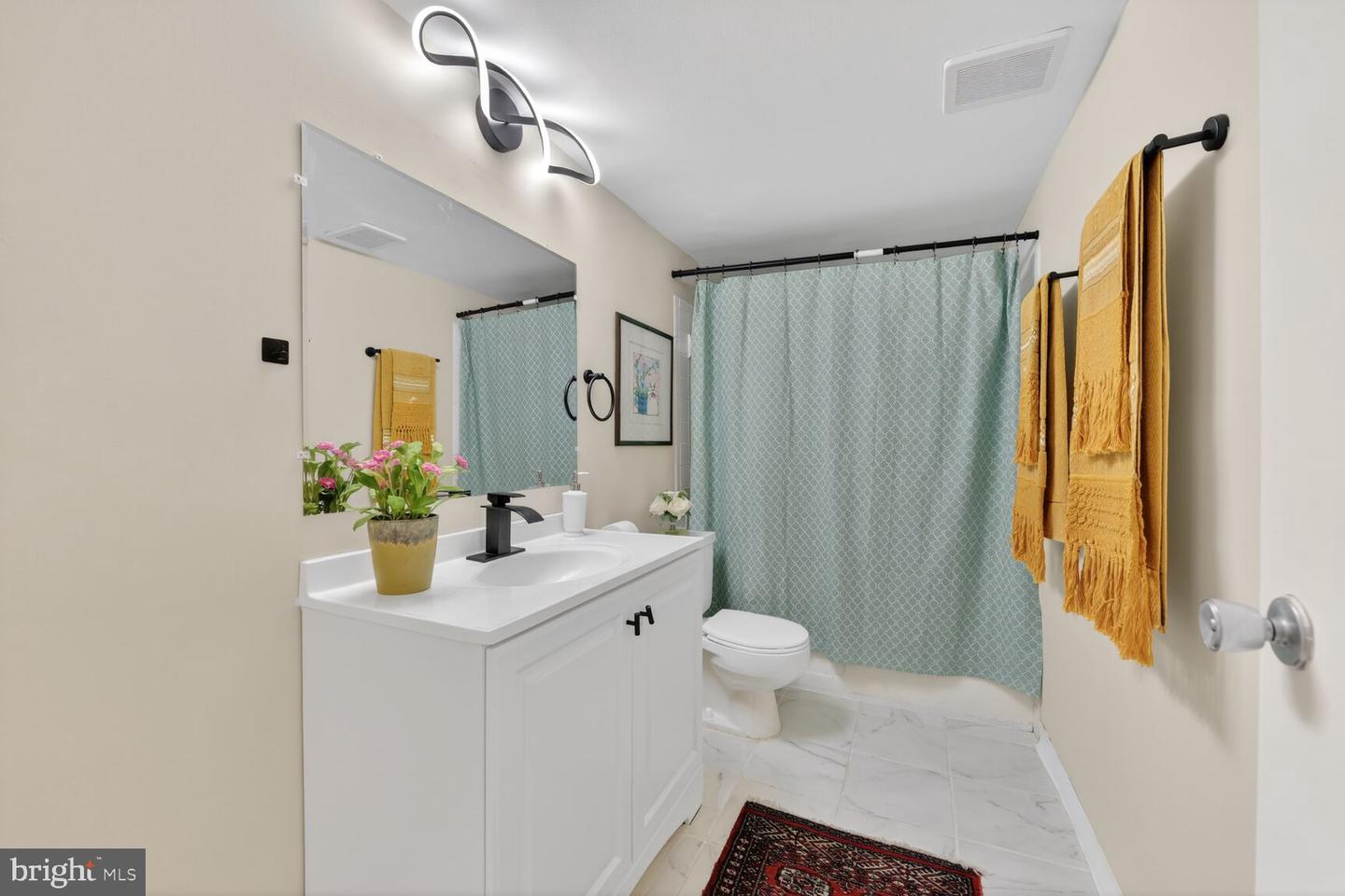 1407 NORTHGATE SQ #7/2C, RESTON, Virginia 20190, 3 Bedrooms Bedrooms, ,2 BathroomsBathrooms,Residential,For sale,1407 NORTHGATE SQ #7/2C,VAFX2292836 MLS # VAFX2292836