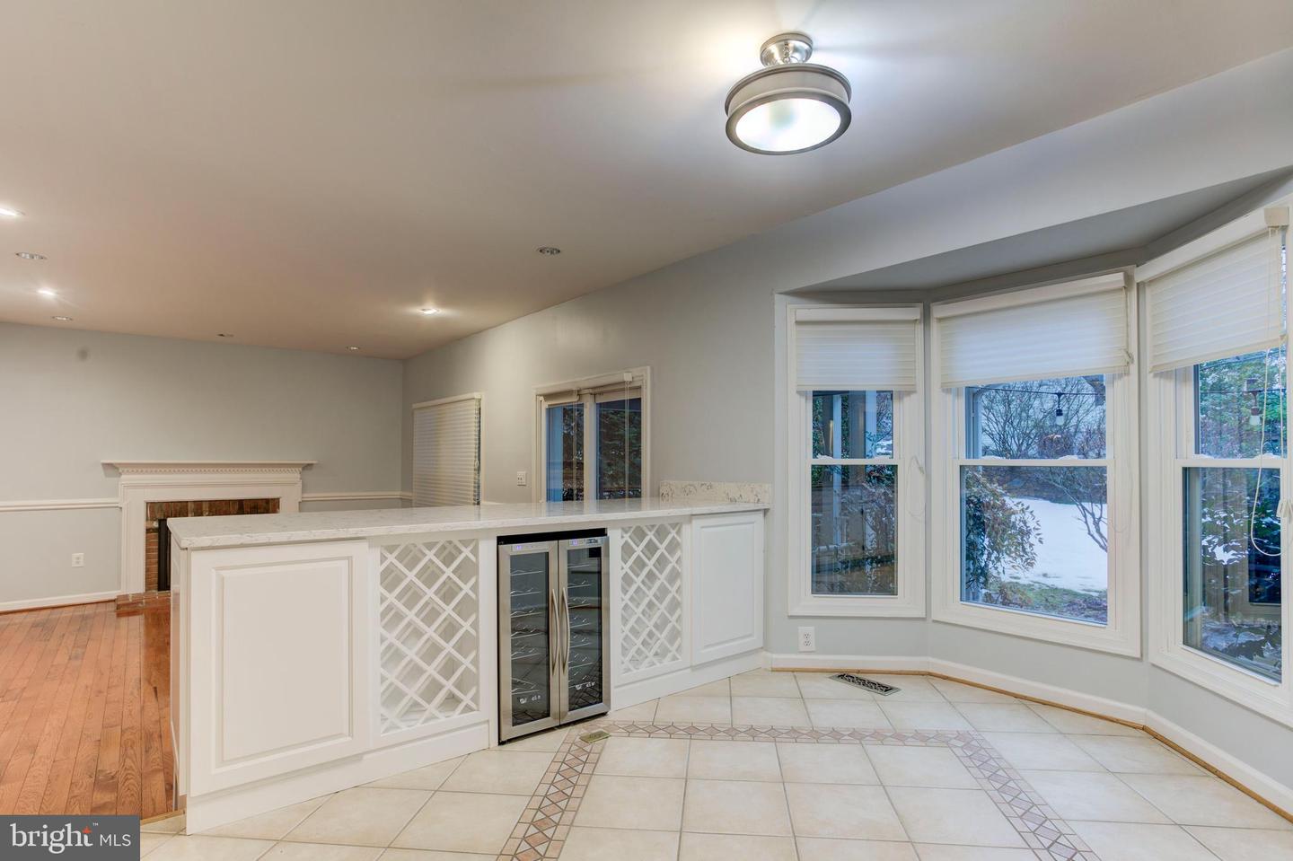 7504 MULLINGAR CT, SPRINGFIELD, Virginia 22153, 4 Bedrooms Bedrooms, ,3 BathroomsBathrooms,Residential,For sale,7504 MULLINGAR CT,VAFX2292850 MLS # VAFX2292850