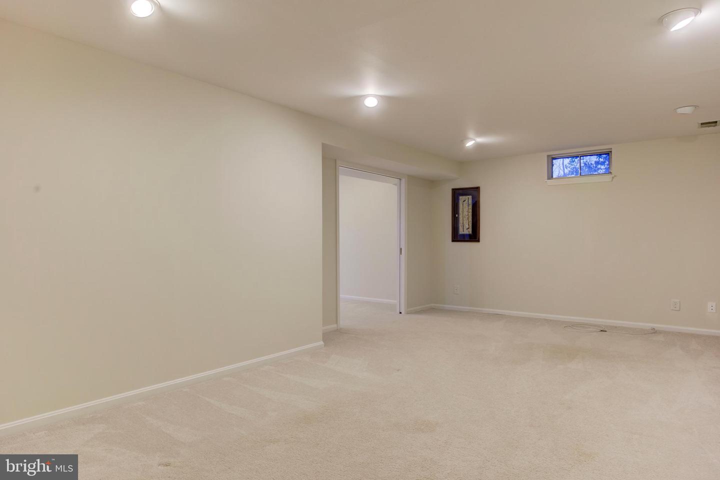 7504 MULLINGAR CT, SPRINGFIELD, Virginia 22153, 4 Bedrooms Bedrooms, ,3 BathroomsBathrooms,Residential,For sale,7504 MULLINGAR CT,VAFX2292850 MLS # VAFX2292850