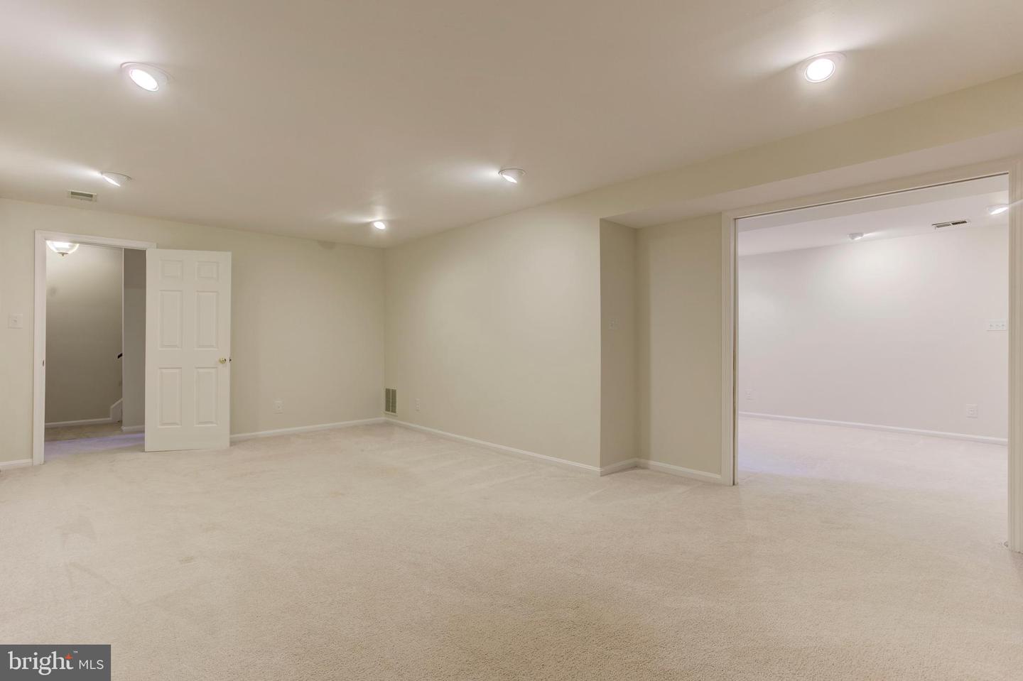 7504 MULLINGAR CT, SPRINGFIELD, Virginia 22153, 4 Bedrooms Bedrooms, ,3 BathroomsBathrooms,Residential,For sale,7504 MULLINGAR CT,VAFX2292850 MLS # VAFX2292850