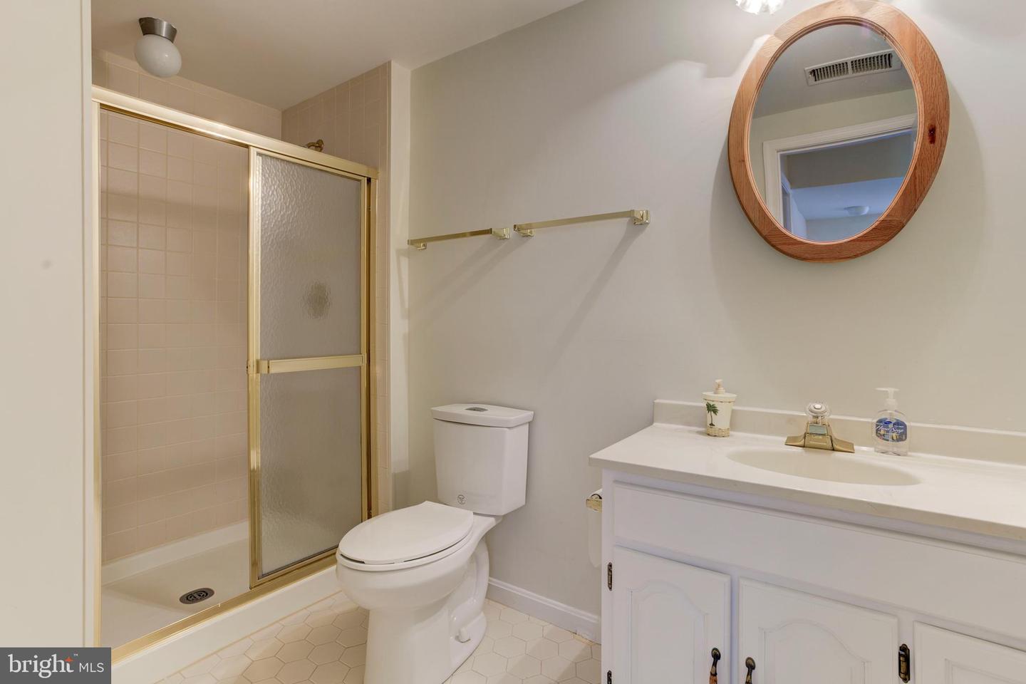 7504 MULLINGAR CT, SPRINGFIELD, Virginia 22153, 4 Bedrooms Bedrooms, ,3 BathroomsBathrooms,Residential,For sale,7504 MULLINGAR CT,VAFX2292850 MLS # VAFX2292850