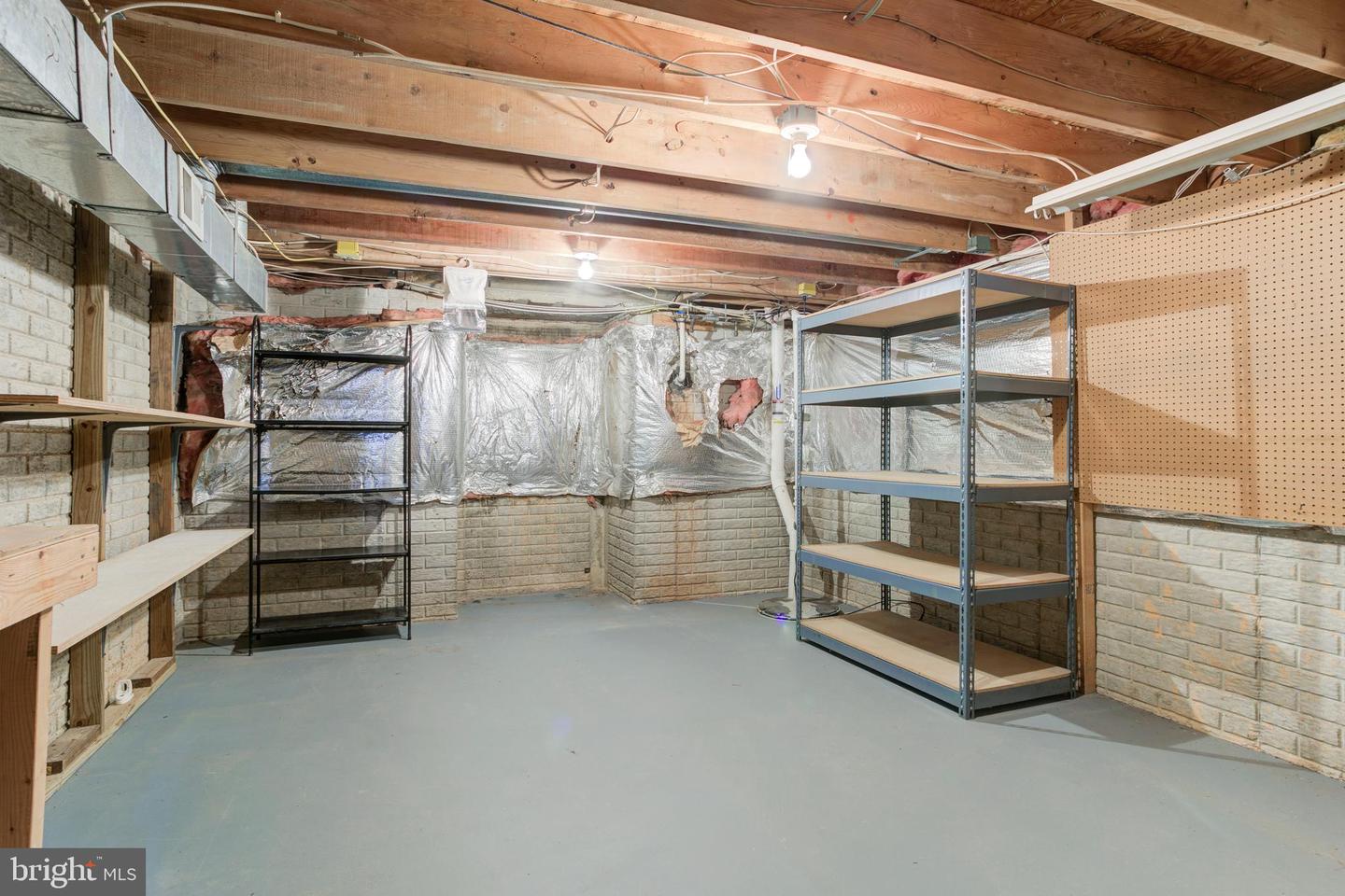 7504 MULLINGAR CT, SPRINGFIELD, Virginia 22153, 4 Bedrooms Bedrooms, ,3 BathroomsBathrooms,Residential,For sale,7504 MULLINGAR CT,VAFX2292850 MLS # VAFX2292850