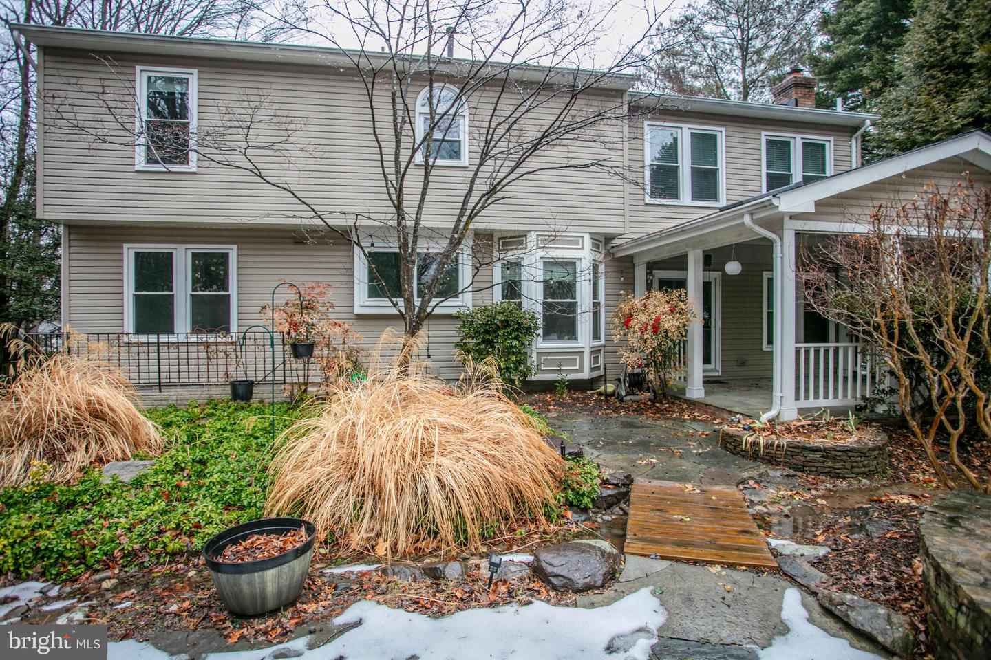 7504 MULLINGAR CT, SPRINGFIELD, Virginia 22153, 4 Bedrooms Bedrooms, ,3 BathroomsBathrooms,Residential,For sale,7504 MULLINGAR CT,VAFX2292850 MLS # VAFX2292850