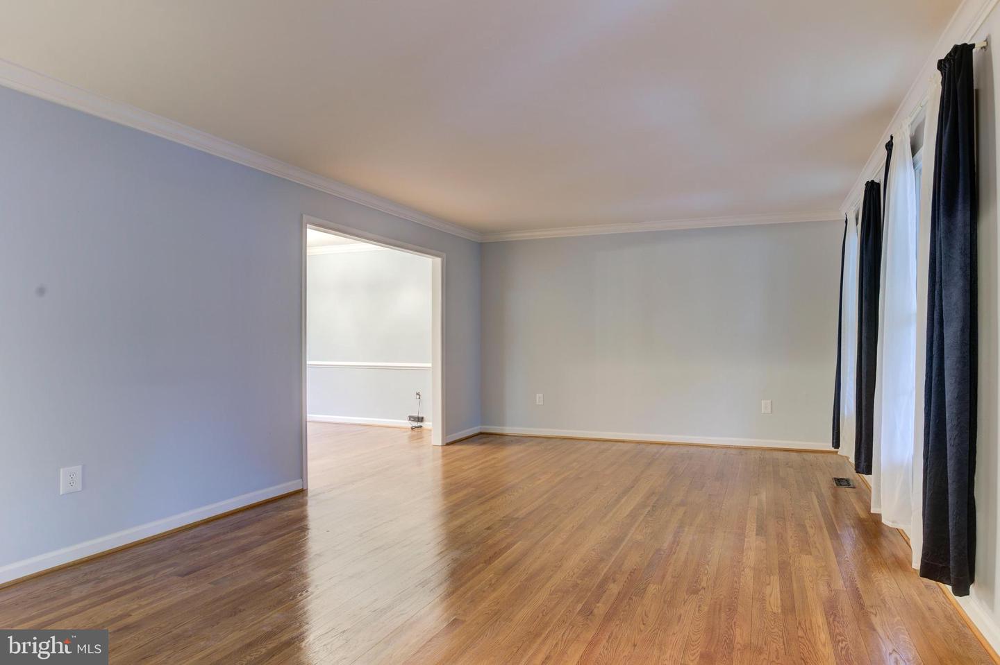 7504 MULLINGAR CT, SPRINGFIELD, Virginia 22153, 4 Bedrooms Bedrooms, ,3 BathroomsBathrooms,Residential,For sale,7504 MULLINGAR CT,VAFX2292850 MLS # VAFX2292850