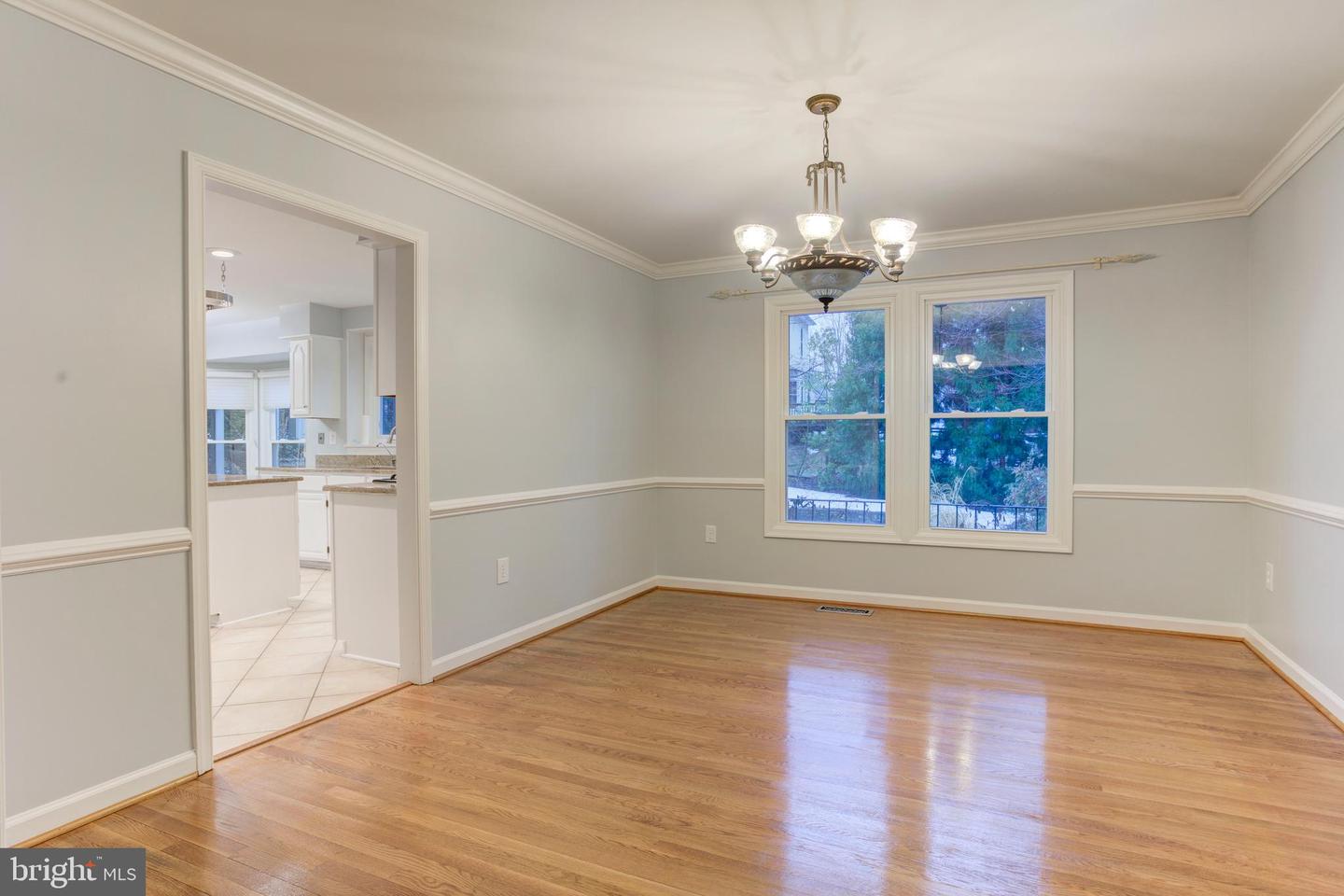 7504 MULLINGAR CT, SPRINGFIELD, Virginia 22153, 4 Bedrooms Bedrooms, ,3 BathroomsBathrooms,Residential,For sale,7504 MULLINGAR CT,VAFX2292850 MLS # VAFX2292850