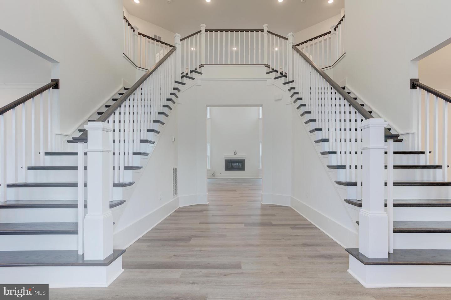 23786 INDIGO BUNTING CT, ALDIE, Virginia 20105, 5 Bedrooms Bedrooms, ,5 BathroomsBathrooms,Residential,For sale,23786 INDIGO BUNTING CT,VALO2116768 MLS # VALO2116768