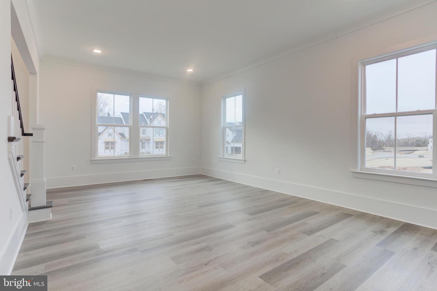 23786 INDIGO BUNTING CT, ALDIE, Virginia 20105, 5 Bedrooms Bedrooms, ,5 BathroomsBathrooms,Residential,For sale,23786 INDIGO BUNTING CT,VALO2116768 MLS # VALO2116768