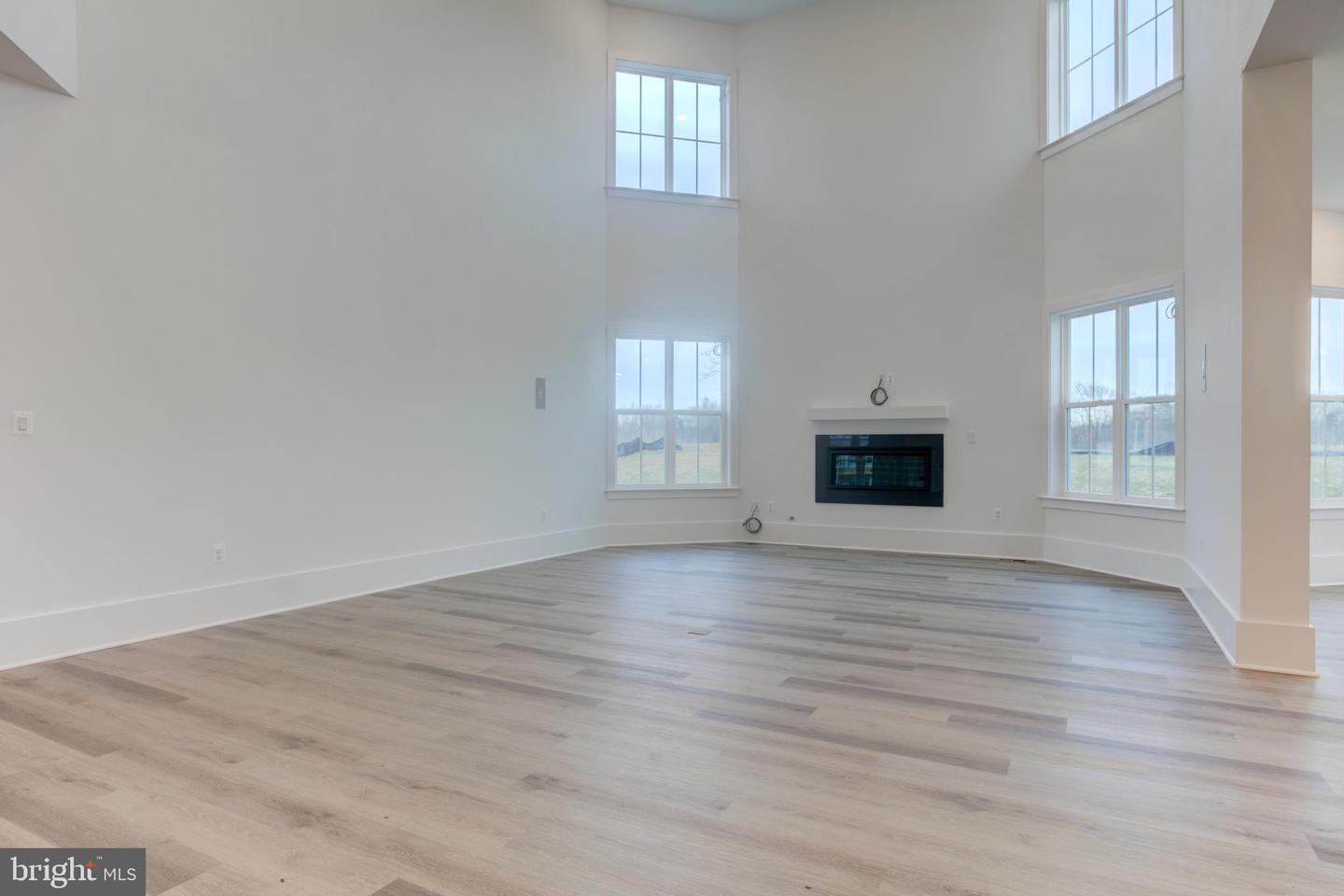 23786 INDIGO BUNTING CT, ALDIE, Virginia 20105, 5 Bedrooms Bedrooms, ,5 BathroomsBathrooms,Residential,For sale,23786 INDIGO BUNTING CT,VALO2116768 MLS # VALO2116768