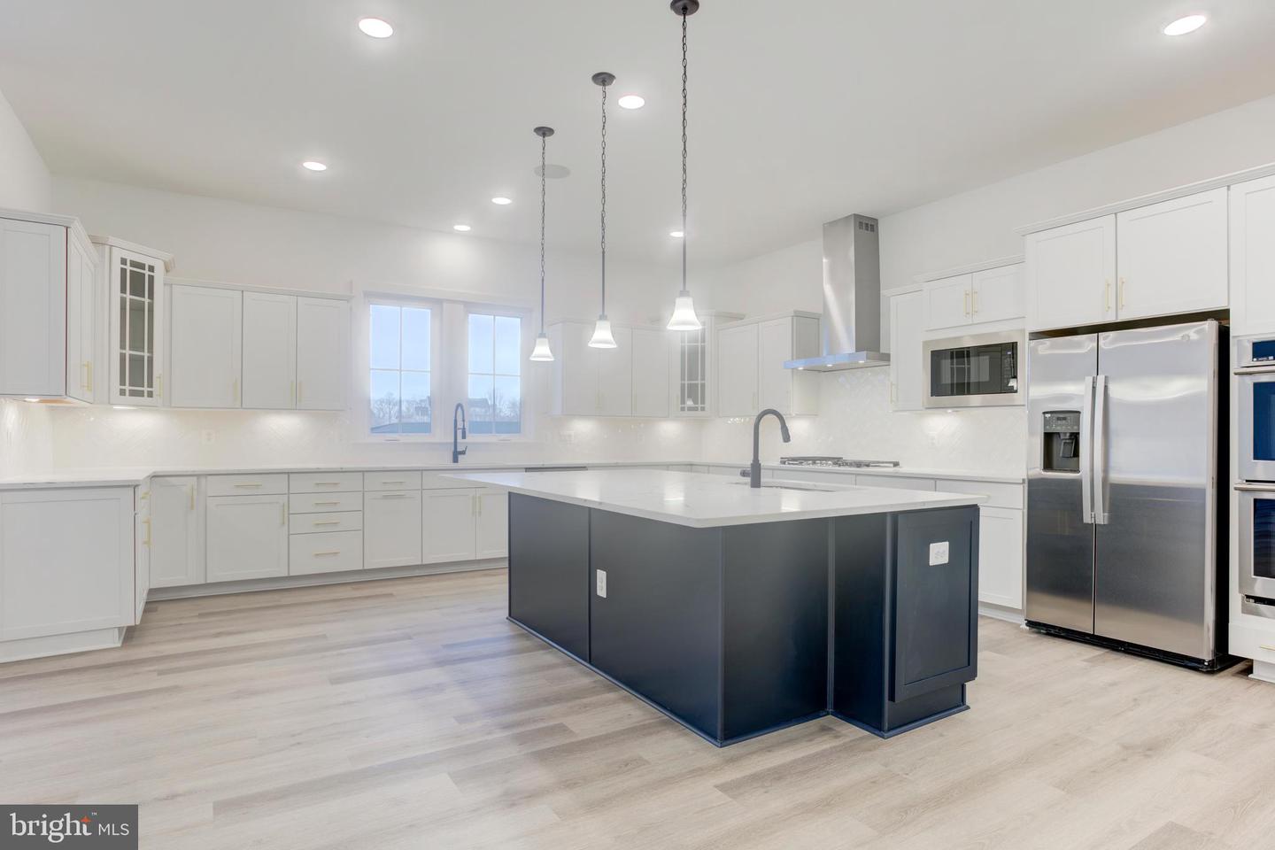 23786 INDIGO BUNTING CT, ALDIE, Virginia 20105, 5 Bedrooms Bedrooms, ,5 BathroomsBathrooms,Residential,For sale,23786 INDIGO BUNTING CT,VALO2116768 MLS # VALO2116768