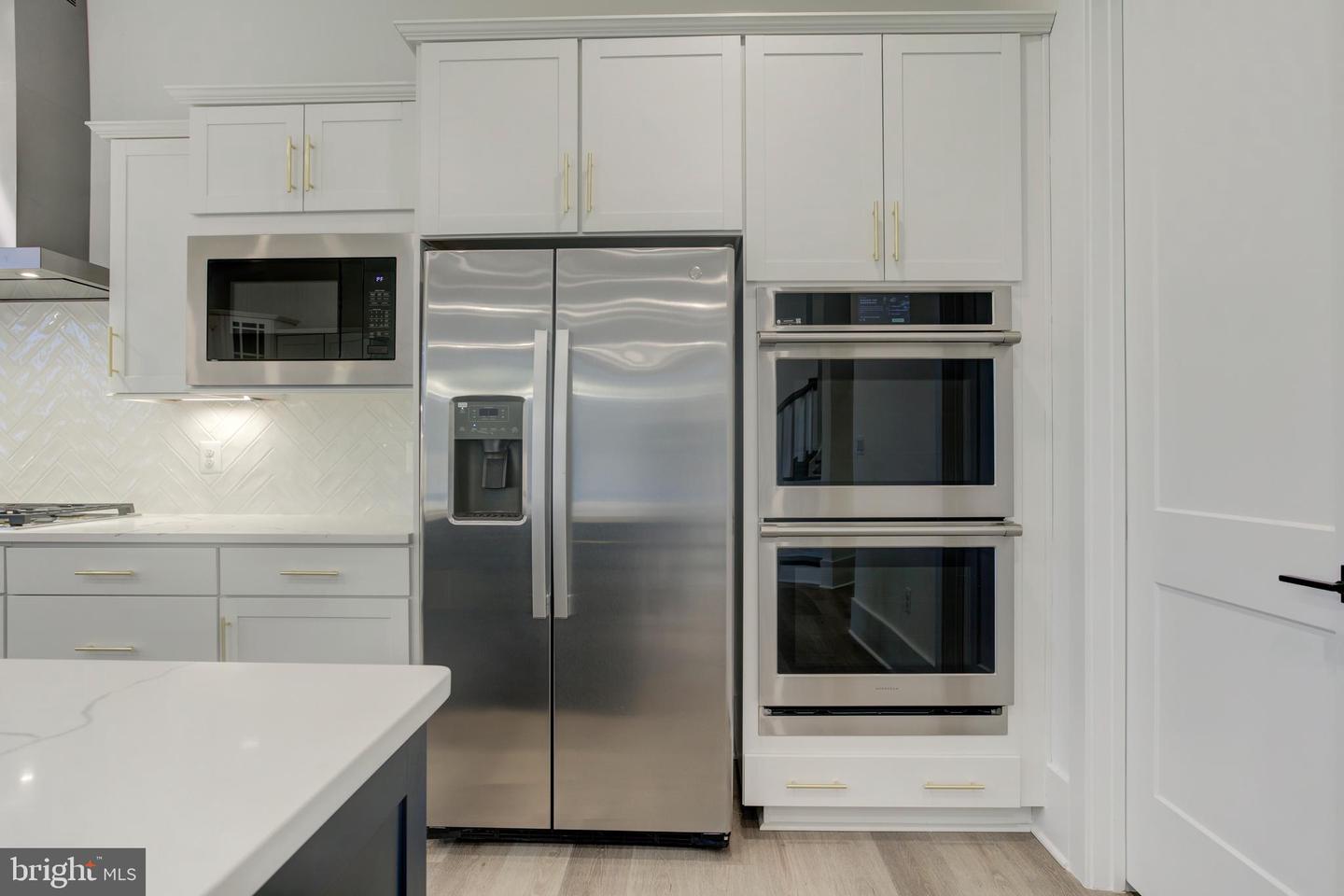 23786 INDIGO BUNTING CT, ALDIE, Virginia 20105, 5 Bedrooms Bedrooms, ,5 BathroomsBathrooms,Residential,For sale,23786 INDIGO BUNTING CT,VALO2116768 MLS # VALO2116768