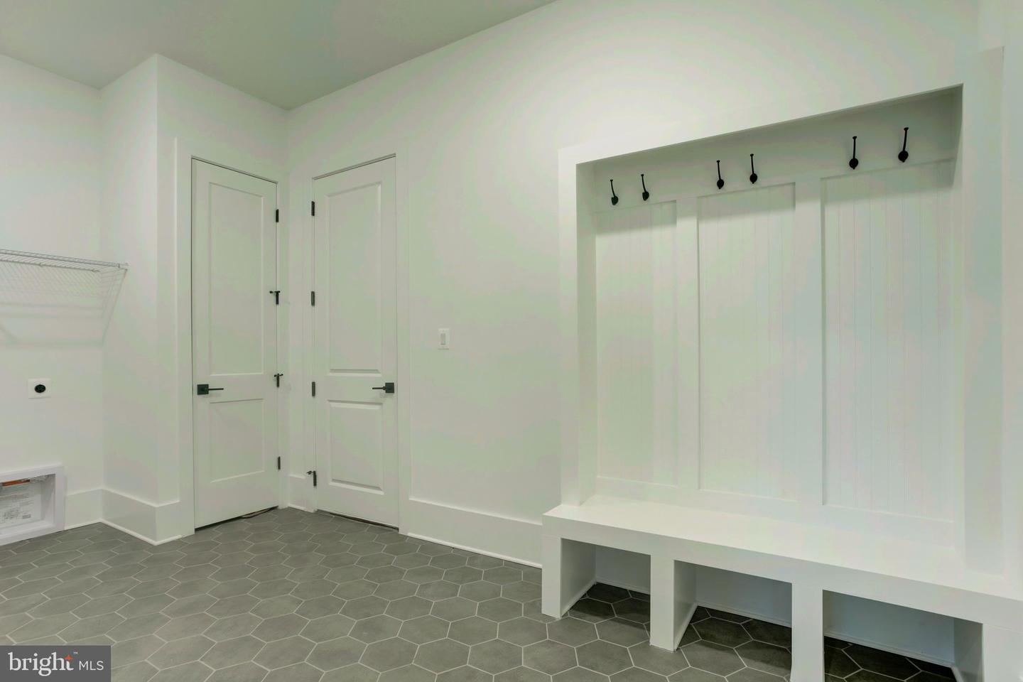 23786 INDIGO BUNTING CT, ALDIE, Virginia 20105, 5 Bedrooms Bedrooms, ,5 BathroomsBathrooms,Residential,For sale,23786 INDIGO BUNTING CT,VALO2116768 MLS # VALO2116768