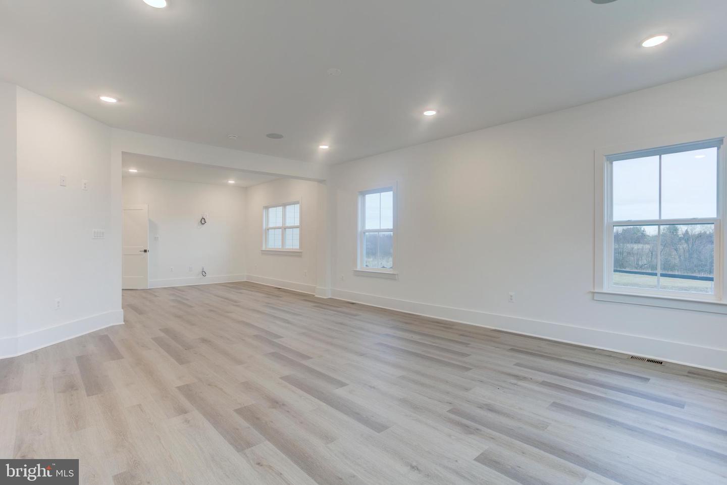 23786 INDIGO BUNTING CT, ALDIE, Virginia 20105, 5 Bedrooms Bedrooms, ,5 BathroomsBathrooms,Residential,For sale,23786 INDIGO BUNTING CT,VALO2116768 MLS # VALO2116768