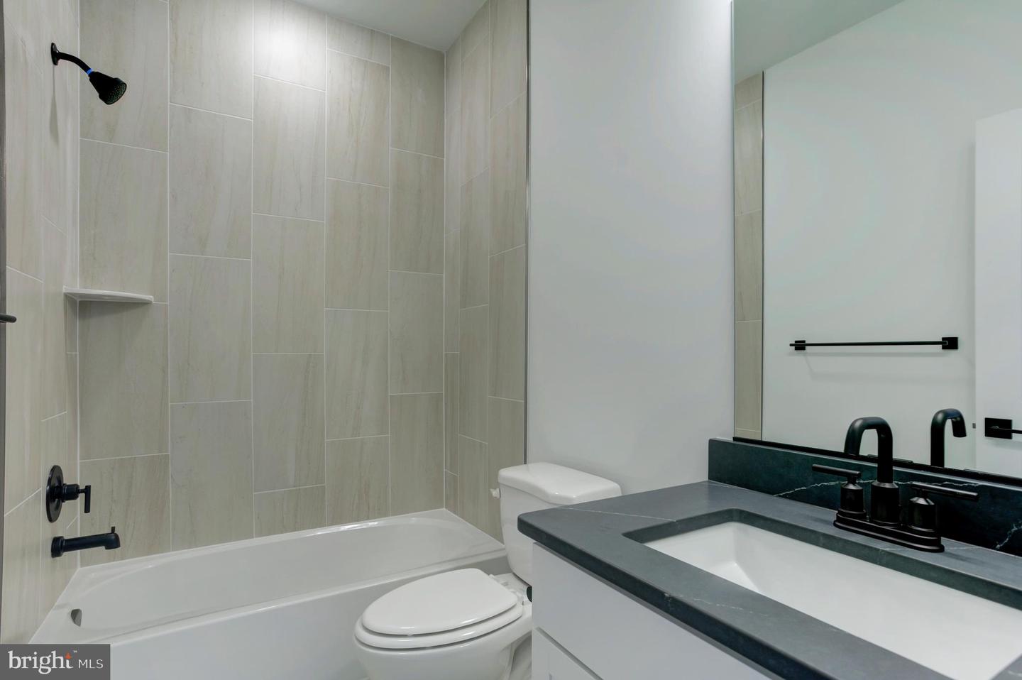 23786 INDIGO BUNTING CT, ALDIE, Virginia 20105, 5 Bedrooms Bedrooms, ,5 BathroomsBathrooms,Residential,For sale,23786 INDIGO BUNTING CT,VALO2116768 MLS # VALO2116768