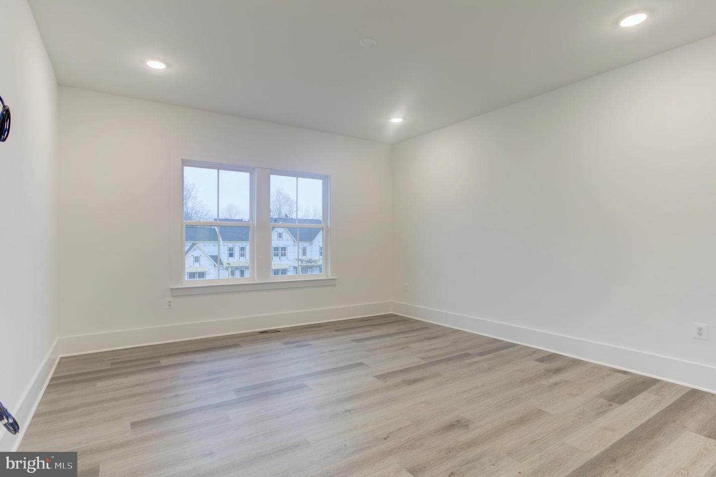 23786 INDIGO BUNTING CT, ALDIE, Virginia 20105, 5 Bedrooms Bedrooms, ,5 BathroomsBathrooms,Residential,For sale,23786 INDIGO BUNTING CT,VALO2116768 MLS # VALO2116768