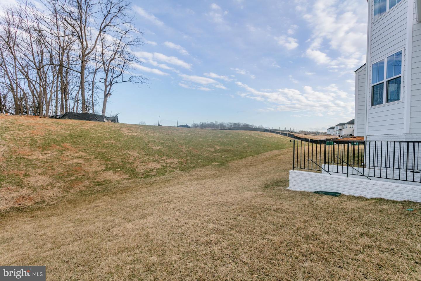 23786 INDIGO BUNTING CT, ALDIE, Virginia 20105, 5 Bedrooms Bedrooms, ,5 BathroomsBathrooms,Residential,For sale,23786 INDIGO BUNTING CT,VALO2116768 MLS # VALO2116768