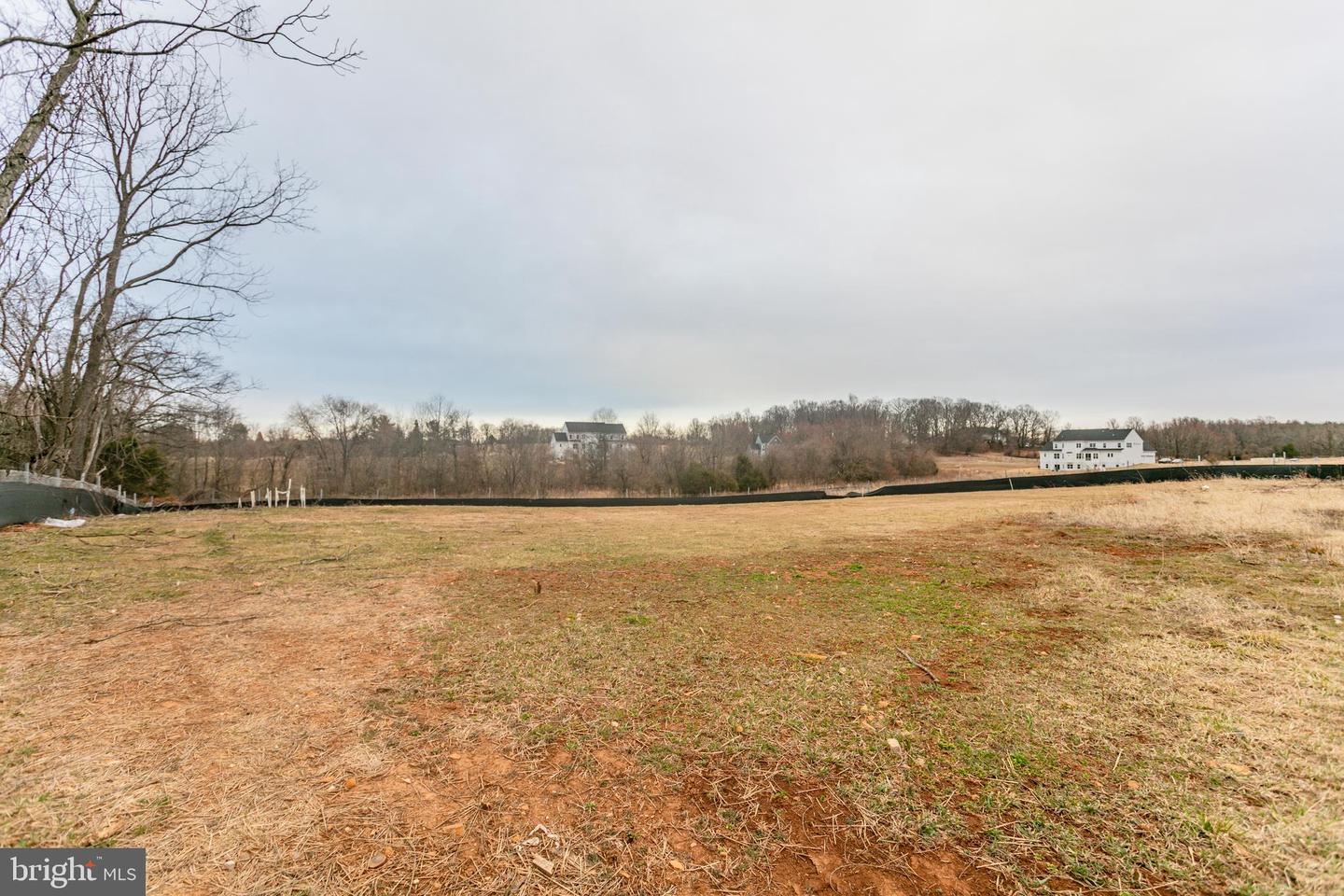 23786 INDIGO BUNTING CT, ALDIE, Virginia 20105, 5 Bedrooms Bedrooms, ,5 BathroomsBathrooms,Residential,For sale,23786 INDIGO BUNTING CT,VALO2116768 MLS # VALO2116768