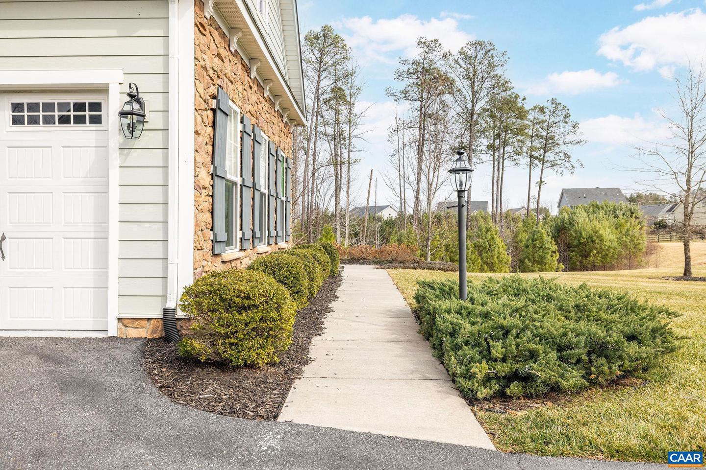 186 BLACKBERRY PL, ZION CROSSROADS, Virginia 22942, 5 Bedrooms Bedrooms, ,3 BathroomsBathrooms,Residential,For sale,186 BLACKBERRY PL,673690 MLS # 673690 186 BLACKBERRY PL, ZION CROSSROADS, Virginia 22942, 5 Bedrooms Bedrooms, ,3 BathroomsBathrooms,Residential,For sale,186 BLACKBERRY PL,673690 MLS # 673690