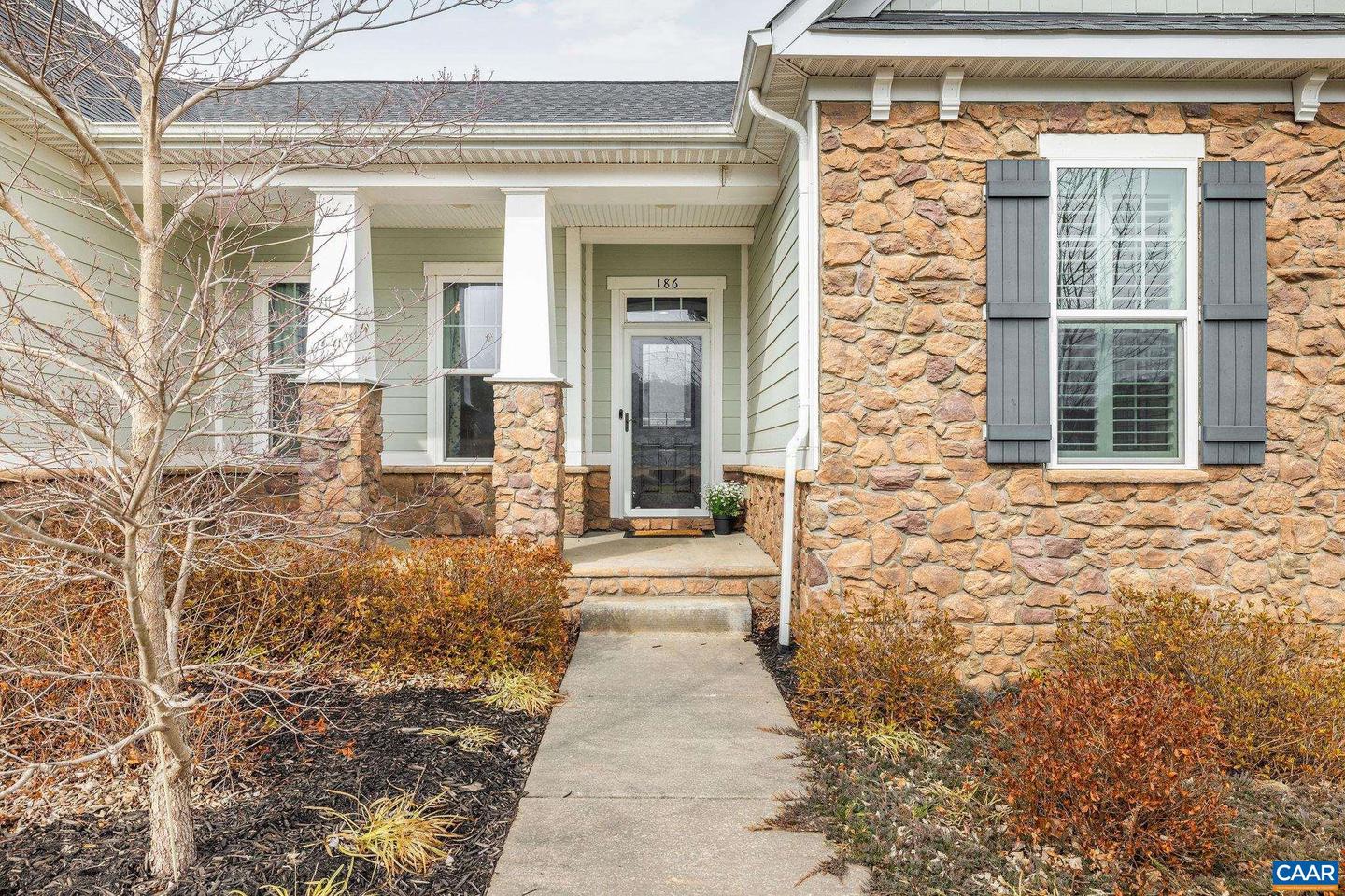 186 BLACKBERRY PL, ZION CROSSROADS, Virginia 22942, 5 Bedrooms Bedrooms, ,3 BathroomsBathrooms,Residential,For sale,186 BLACKBERRY PL,673690 MLS # 673690 186 BLACKBERRY PL, ZION CROSSROADS, Virginia 22942, 5 Bedrooms Bedrooms, ,3 BathroomsBathrooms,Residential,For sale,186 BLACKBERRY PL,673690 MLS # 673690