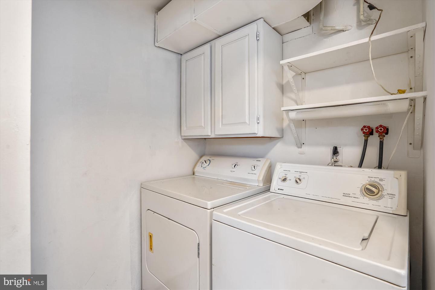 4132 LEONARD DR, FAIRFAX, Virginia 22030, 3 Bedrooms Bedrooms, ,1 BathroomBathrooms,Residential,For sale,4132 LEONARD DR,VAFC2007824 MLS # VAFC2007824