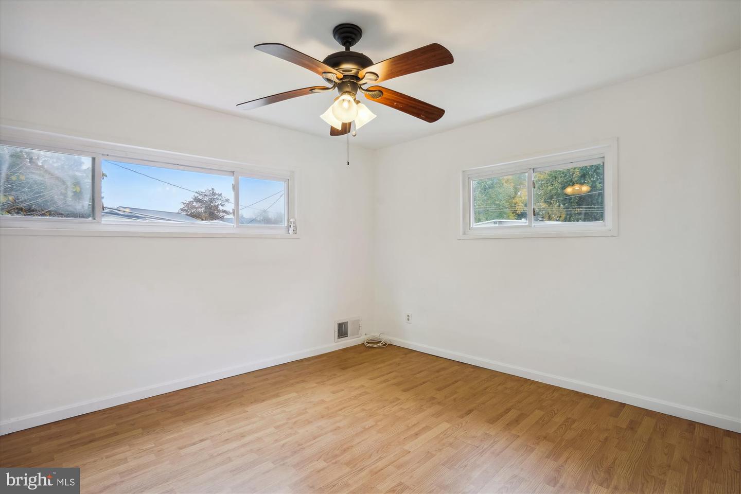 4132 LEONARD DR, FAIRFAX, Virginia 22030, 3 Bedrooms Bedrooms, ,1 BathroomBathrooms,Residential,For sale,4132 LEONARD DR,VAFC2007824 MLS # VAFC2007824