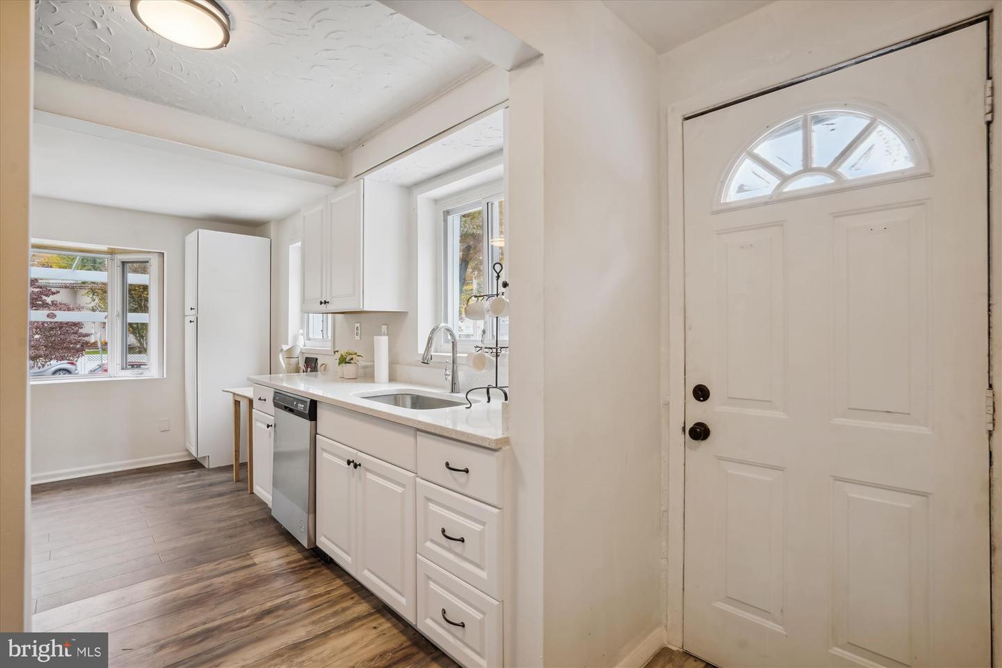 4132 LEONARD DR, FAIRFAX, Virginia 22030, 3 Bedrooms Bedrooms, ,1 BathroomBathrooms,Residential,For sale,4132 LEONARD DR,VAFC2007824 MLS # VAFC2007824